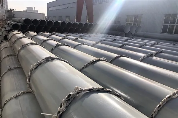 Coated steel pipe transportation,3LPE pipe protection,FBE coating safety,steel pipe logistics Middle East,hemp rope pipe buffering